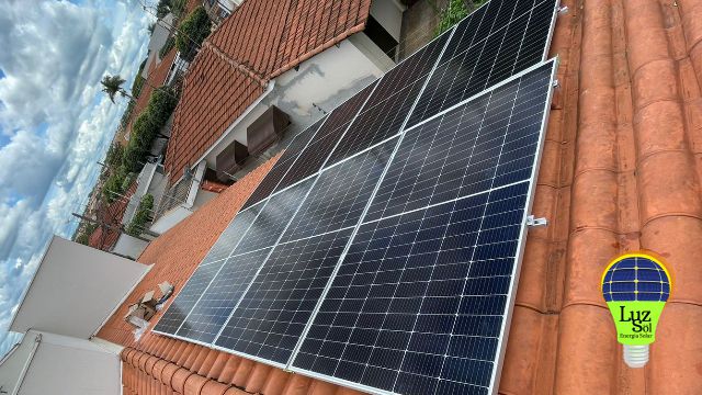 Gerando em torno de 400 KWH MENSAIS!